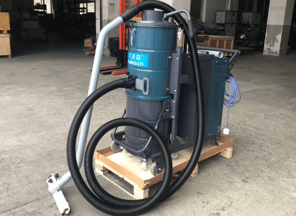 HC7-100L三相重型工业吸尘器